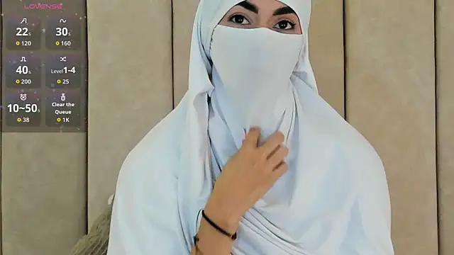  Zahiira  online show from October 1, 12:11 pm