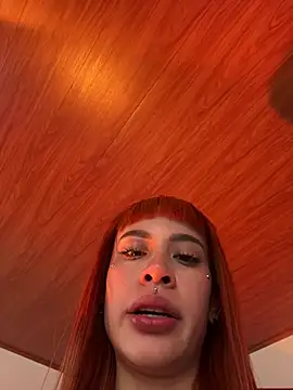 Snapshot of ScarlettRusso1 chatting on January 11, 10:04 pm ScarlettRusso1 online show from January 11, 10:04 pm