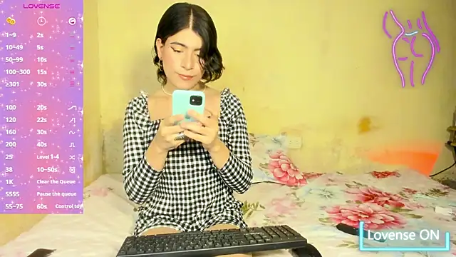 xxxEmmaxx online show from September 11, 5:29 am