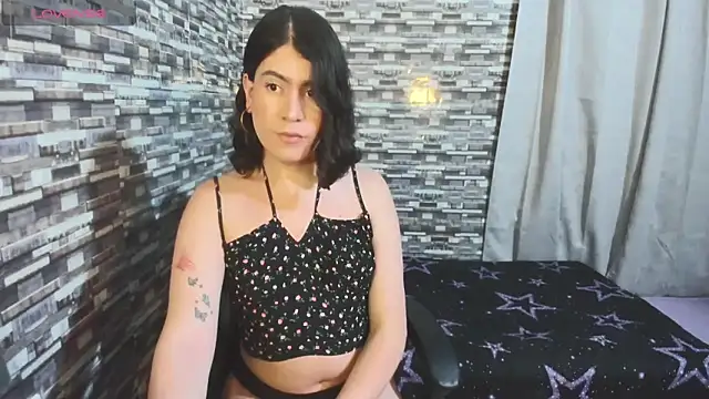 xxxEmmaxx online show from April 8, 3:39 am