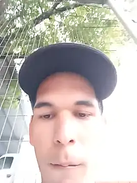 Snapshot of Alejandro260785 chatting on June 28, 11:49 am Alejandro260785 online show from June 28, 11:49 am