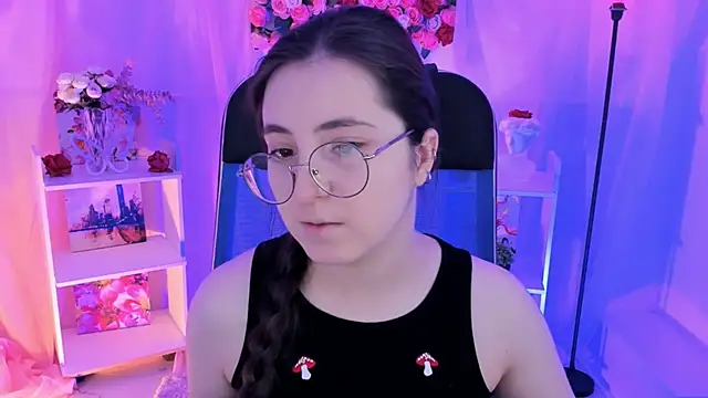 VirtuallVoyant online show from October 17, 7:11 am