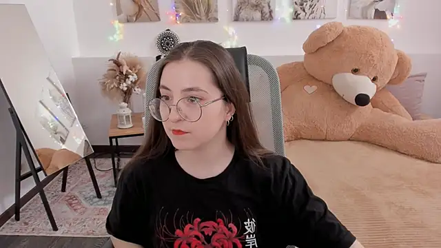 VirtuallVoyant online show from March 27, 6:52 am