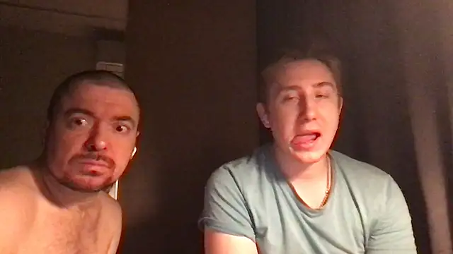 MaxxAsstEuff online show from March 7, 8:17 pm