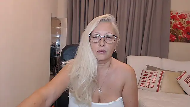 ValeriaSharm online show from October 23, 10:25 am