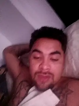 Maximo cum27 online show from April 1, 5:08 am