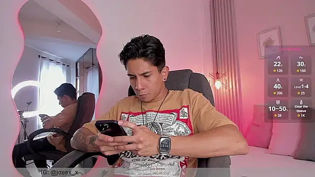 j deex online show from February 19, 4:58 pm