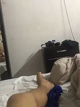 Snapshot of Vicporn0398 chatting on April 2, 10:35 am Vicporn0398 online show from April 2, 10:35 am