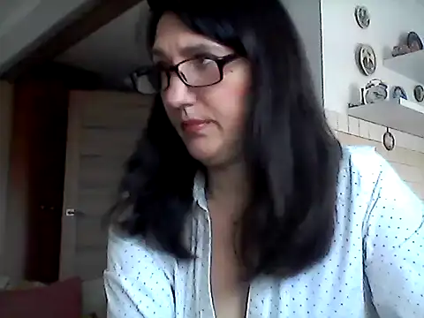 Elena48324 online show from March 21, 8:19 am