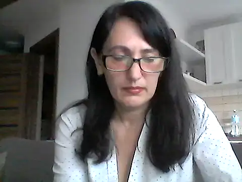 Elena48324 online show from March 28, 12:49 pm