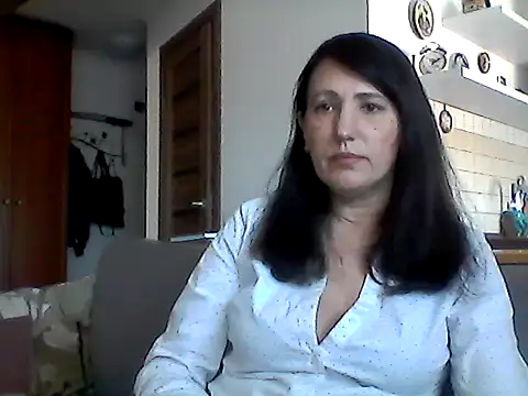 Elena48324 online show from April 4, 11:08 am