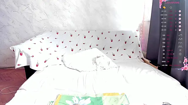 alice allens online show from March 21, 6:29 am