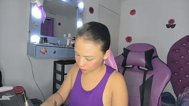 soffy rosses online show from March 1, 2:02 am