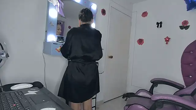 soffy rosses online show from July 18, 2:16 am