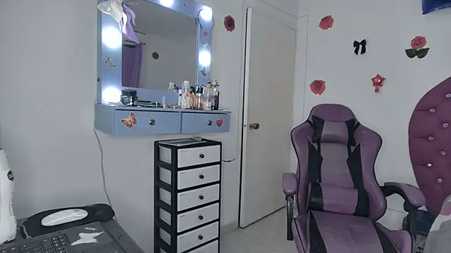 soffy rosses online show from July 20, 1:53 am