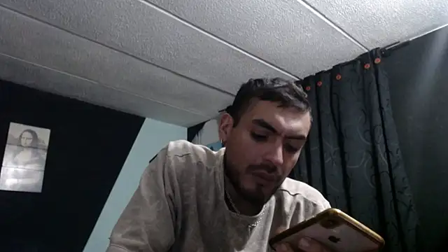 Snapshot of malek_xarx_ chatting on October 21, 2:34 am malek xarx online show from October 21, 2:34 am