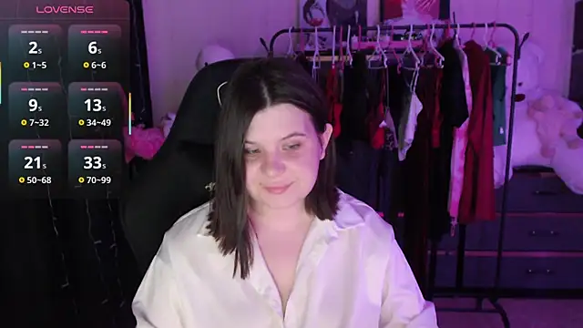AmyVibess online show from June 4, 6:14 pm