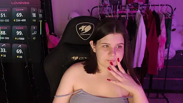 AmyVibess online show from July 13, 7:38 pm