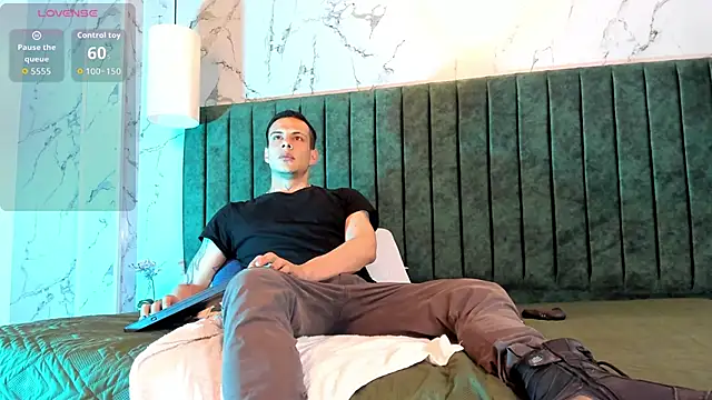 Dustin Sonne online show from September 19, 3:41 am