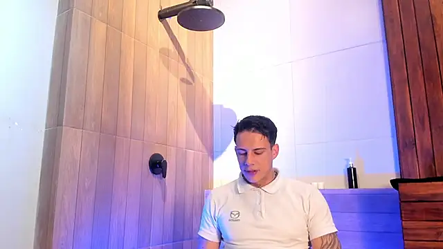 Snapshot of Dustin_Sonne chatting on June 28, 3:34 am Dustin Sonne online show from June 28, 3:34 am