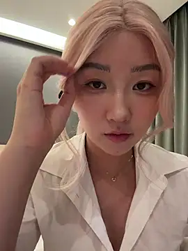 winter11 online show from October 27, 1:59 pm