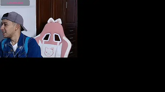 Aleecandrews online show from October 2, 7:21 pm