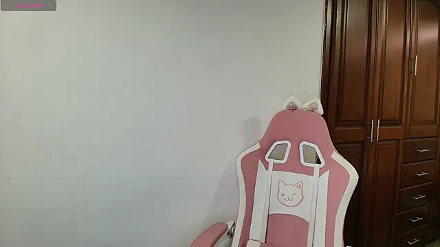 Aleecandrews online show from October 15, 7:14 pm