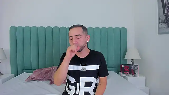 Lushian  online show from November 7, 2:50 pm