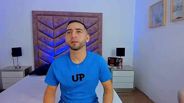 Lushian  online show from December 15, 2:43 pm