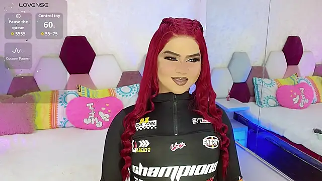 kushina uzumaki75 online show from October 18, 4:37 am