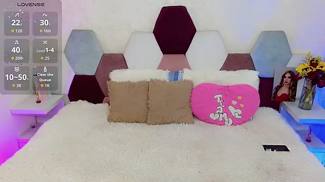 kushina uzumaki75 online show from November 15, 3:26 am