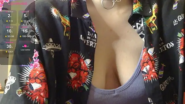Snapshot of Marcia_Duran chatting on October 7, 8:06 pm Marcia Duran online show from October 7, 8:06 pm