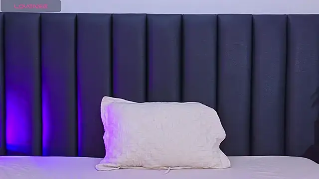 Marthina online show from April 14, 9:21 pm