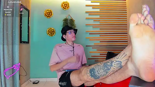 david huge online show from October 9, 1:20 pm