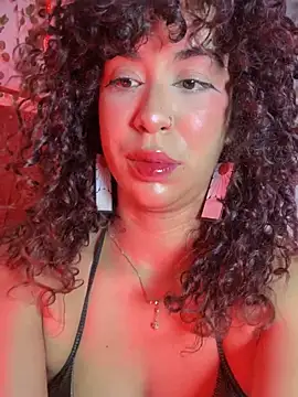 collins Daph online show from September 25, 3:16 pm