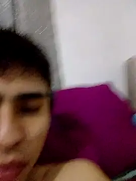 Snapshot of RSantilMorgt chatting on March 13, 8:10 am RSantilMorgt online show from March 13, 8:10 am