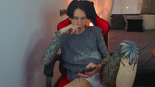 Martin Jin online show from April 16, 8:15 am