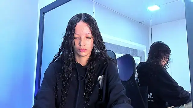 JuliettaBleer online show from October 9, 11:52 am