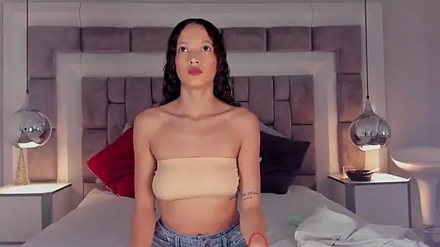 JuliettaBleer online show from December 22, 12:24 pm