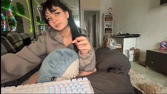 nikoli naw online show from December 5, 6:22 am