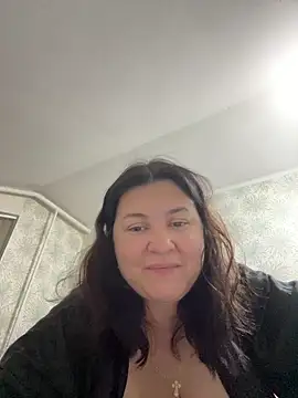 Liza Will online show from October 18, 9:37 pm