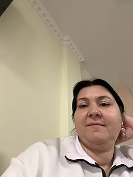 Liza Will online show from February 8, 11:35 am