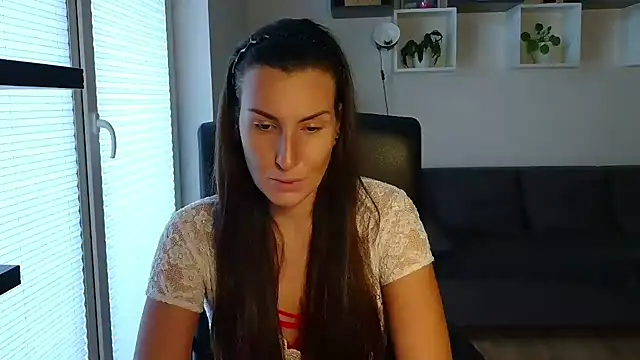 DonnaAmore online show from September 18, 2:08 pm