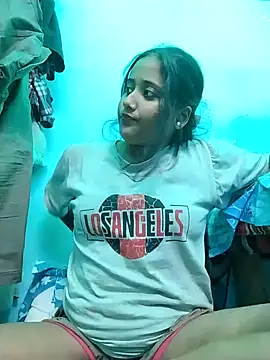 Snapshot of Fun__with__Prity chatting on September 18, 5:59 pm Fun  with  Prity online show from September 18, 5:59 pm