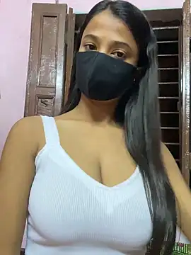 Snapshot of Sonia_soni332 chatting on October 17, 1:46 pm Sonia soni332 online show from October 17, 1:46 pm