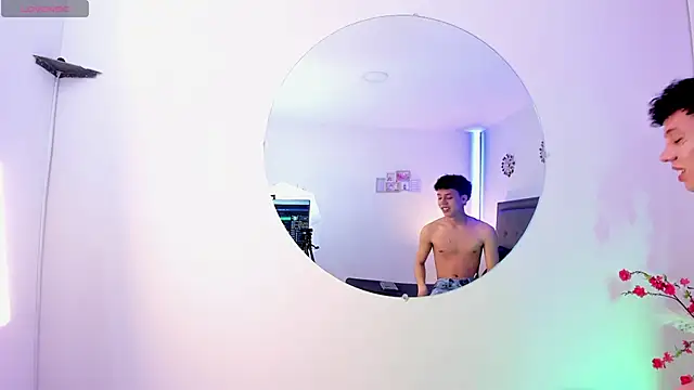 JoseLucian online show from January 8, 8:33 pm