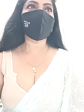 Snapshot of shivani27 chatting on May 30, 4:26 pm shivani27 online show from May 30, 4:26 pm