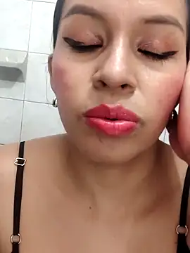 Snapshot of AntonelaMorriz chatting on May 17, 7:21 pm AntonelaMorriz online show from May 17, 7:21 pm
