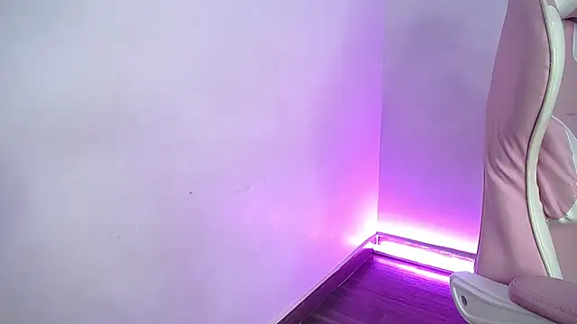 Snapshot of Stepha_babe chatting on September 16, 4:30 pm Stepha babe online show from September 16, 4:30 pm