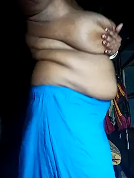 Snapshot of Nude-Priya2 chatting on April 19, 10:25 am Nude-Priya2 online show from April 19, 10:25 am